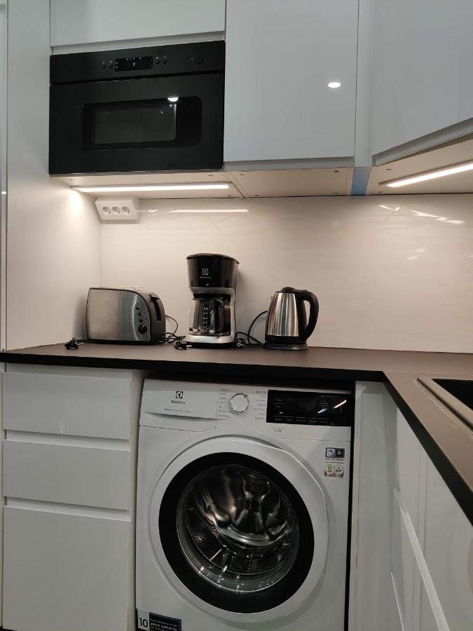 Alexi Apartments - Newly Renovated Apt In The Heart Of The City Near To Railway Station And Nokia Arena Tampere Exteriér fotografie