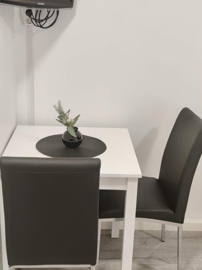 Alexi Apartments - Newly Renovated Apt In The Heart Of The City Near To Railway Station And Nokia Arena Tampere Exteriér fotografie